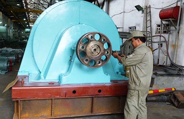 Sửa chữa máy phát điện 1800kW cho Nhà máy thủy điện